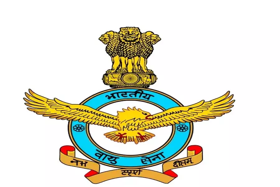 IAF officer और पत्नी पर बाइक सवार ने कथित तौर पर किया हमला IAF officer और पत्नी पर बाइक सवार ने कथित तौर पर किया हमला