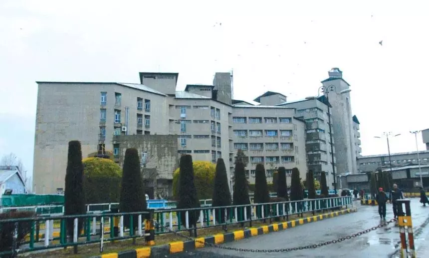 इग्नू के वरिष्ठ वैज्ञानिक ने SKIMS सौरा में ‘उपलब्धियां 2024-25’ का अनावरण किया इग्नू के वरिष्ठ वैज्ञानिक ने SKIMS सौरा में ‘उपलब्धियां 2024-25’ का अनावरण किया
