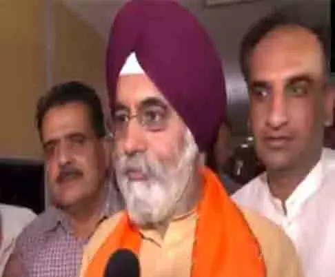 MCD चुनाव पर बोले भाजपा मेयर प्रत्याशी इकबाल सिंह, पूरे सिविक सेंटर में कमल खिलेगा MCD चुनाव पर बोले भाजपा मेयर प्रत्याशी इकबाल सिंह, पूरे सिविक सेंटर में कमल खिलेगा