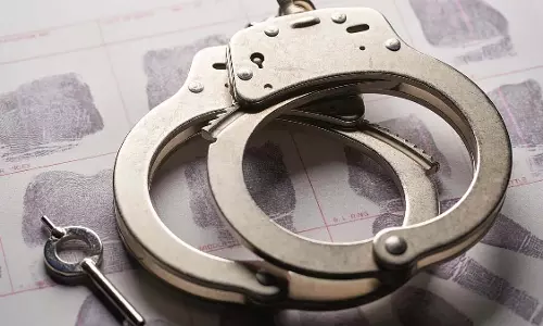 Thane : एजेंट ने फर्जी निवेश योजनाओं के जरिए 7 निवेशकों से ₹1.5 करोड़ ठगे; मामला दर्ज
