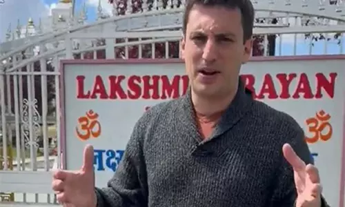 कनाडाई पत्रकार का दावा: खालिस्तानियों ने तीसरी बार हिंदू मंदिर में तोड़फोड़ की कनाडाई पत्रकार का दावा: खालिस्तानियों ने तीसरी बार हिंदू मंदिर में तोड़फोड़ की