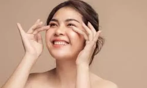 Skin Care: घर पर बनाएं ये टोनर, गर्मियों में आपकी त्वचा रहेगी फ्रेश और पिंपल फ्री Skin Care: घर पर बनाएं ये टोनर, गर्मियों में आपकी त्वचा रहेगी फ्रेश और पिंपल फ्री
