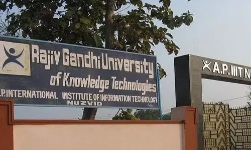 RGUKT शिक्षक अनिश्चितकालीन हड़ताल पर