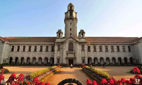 IISc के 30 वैज्ञानिक दुनिया के सबसे छोटे सेमीकंडक्टर विकसित करेंगे IISc के 30 वैज्ञानिक दुनिया के सबसे छोटे सेमीकंडक्टर विकसित करेंगे