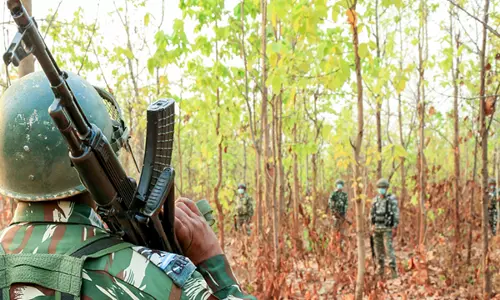 Jharkhand में आठ नक्सली ढेर, हथियार बरामद, सुरक्षा बलों में कोई हताहत नहीं