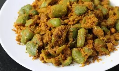 Besan Shimla Mirch : मेहमानों के लिए बनाएं बेसन शिमला मिर्च