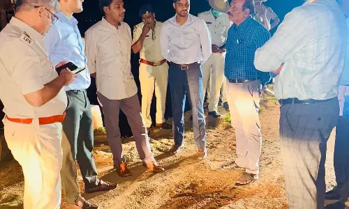 तुंगभद्रा अचुकट्टू क्षेत्र: जल रिसाव की रोकथाम और मरम्मत को प्राथमिकता की आवश्यकता तुंगभद्रा अचुकट्टू क्षेत्र: जल रिसाव की रोकथाम और मरम्मत को प्राथमिकता की आवश्यकता