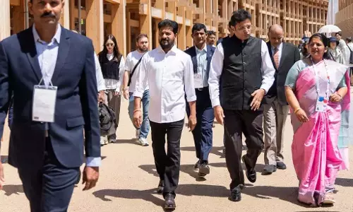 Revanth Reddy ने ओसाका एक्सपो में तेलंगाना जोन का अनावरण किया