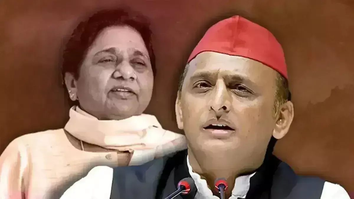 Lucknow: दलित राजनीति बनी सियासी अखाड़ा, BJP और SP भिड़े, मायावती ने साधा निशाना Lucknow: दलित राजनीति बनी सियासी अखाड़ा, BJP और SP भिड़े, मायावती ने साधा निशाना