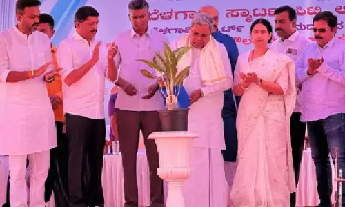 लक्ष्मी हेब्बालकर ने जाति जनगणना को अवैज्ञानिक बताने पर BJP की आलोचना की