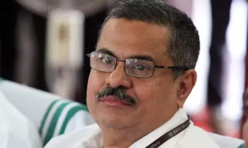 Kerala: के.एम. अब्राहम के खिलाफ कानूनी कार्रवाई की संभावना Kerala: के.एम. अब्राहम के खिलाफ कानूनी कार्रवाई की संभावना