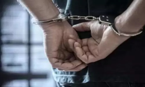 Kerala: आधी रात को घर में घुसकर छात्रा से मारपीट करने वाले आरोपी रिमांड पर Kerala: आधी रात को घर में घुसकर छात्रा से मारपीट करने वाले आरोपी रिमांड पर