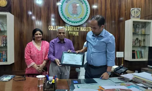 सुधा सोसाइटी फाउंडेशन ने मनाया सिविल सर्विस डे