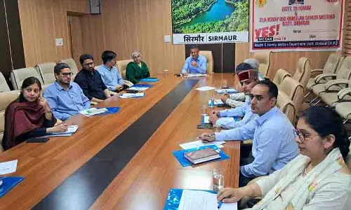 सिरमौर में TB उन्मूलन की दिशा में समुदाय को आगे लाने के लिए रैली निकाली गई सिरमौर में TB उन्मूलन की दिशा में समुदाय को आगे लाने के लिए रैली निकाली गई