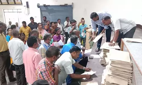10वीं कक्षा की सार्वजनिक परीक्षा के प्रश्नपत्र में भ्रम: दया अंक देने का आदेश