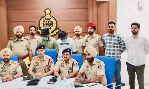 Ludhiana: गैंगस्टर बंबीहा के नाम पर फिरौती मांगने के आरोप में दो गिरफ्तार Ludhiana: गैंगस्टर बंबीहा के नाम पर फिरौती मांगने के आरोप में दो गिरफ्तार