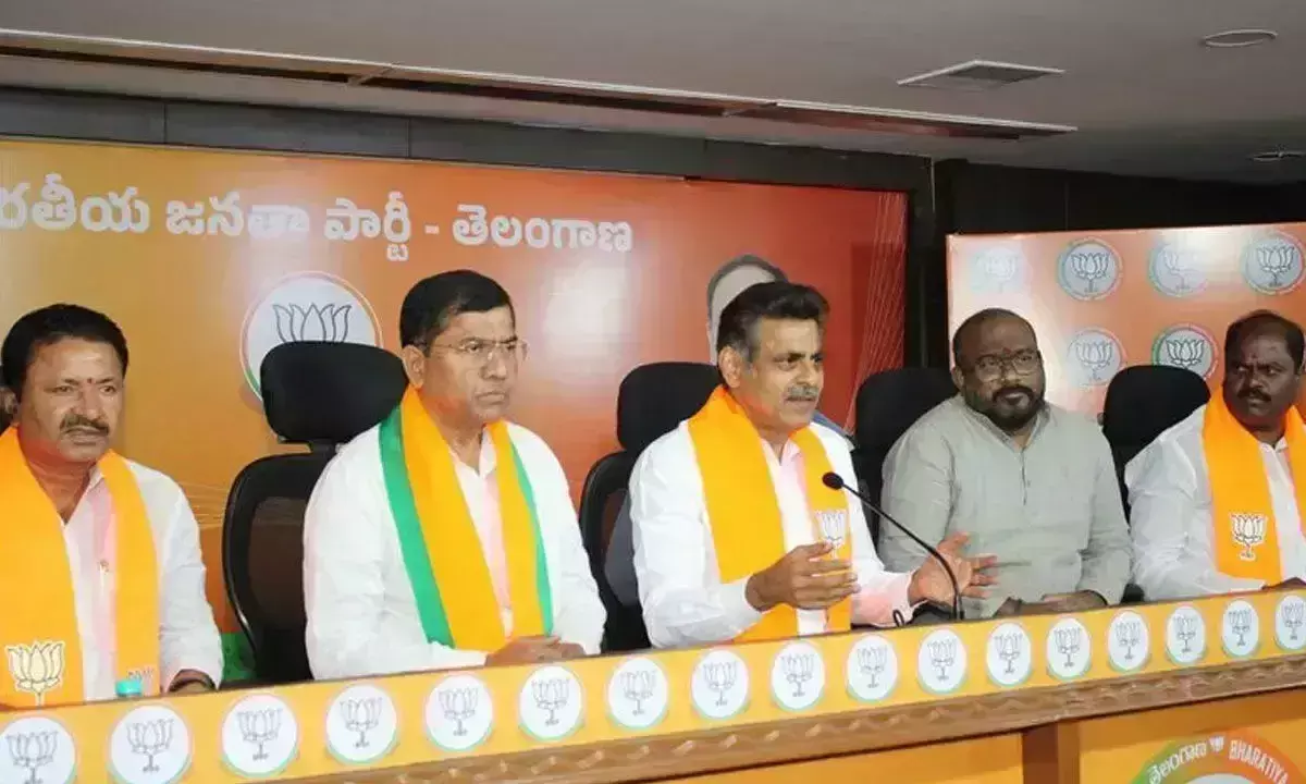आगामी MLC चुनाव धर्मनिरपेक्ष और धार्मिक ताकतों के बीच युद्ध