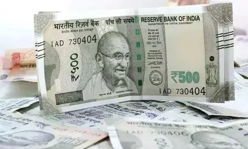 500 रुपये के नकली नोटों को लेकर तत्काल चेतावनी जारी 500 रुपये के नकली नोटों को लेकर तत्काल चेतावनी जारी