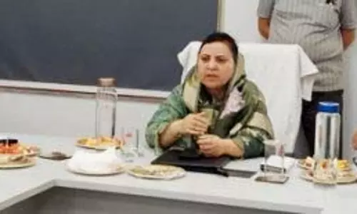 Jammu: सकीना इटू ने समग्र शिक्षा के प्रदर्शन की समीक्षा की Jammu: सकीना इटू ने समग्र शिक्षा के प्रदर्शन की समीक्षा की