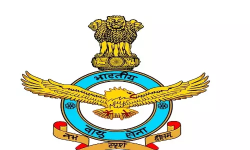 IAF officer और पत्नी पर बाइक सवार ने कथित तौर पर किया हमला IAF officer और पत्नी पर बाइक सवार ने कथित तौर पर किया हमला