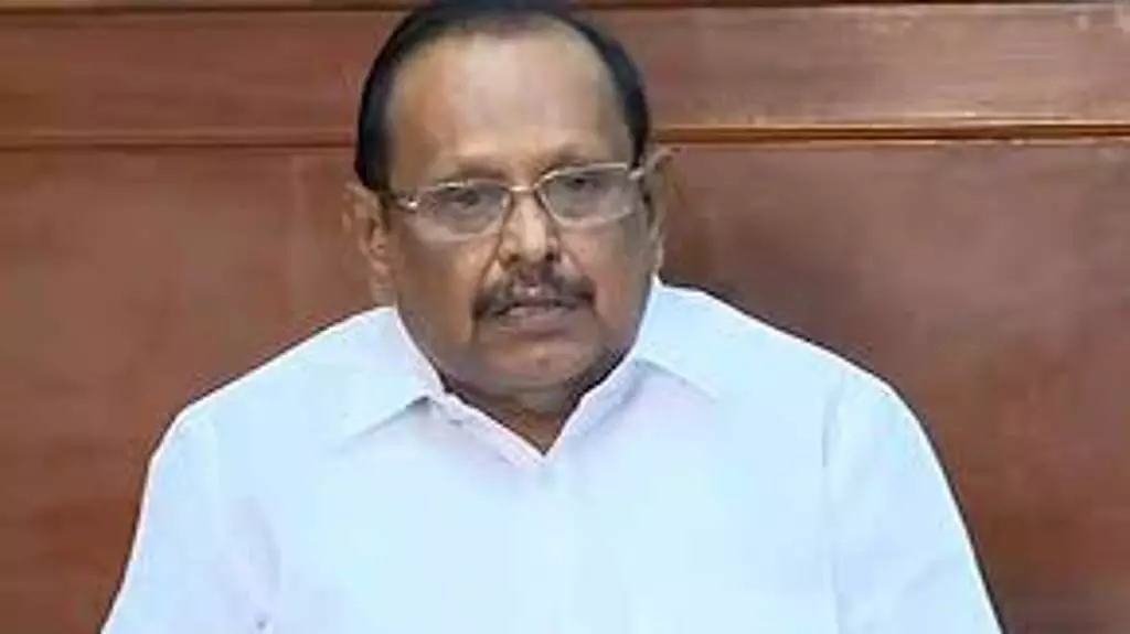 मंत्री एस. रघुपति: न्यायाधीशों के रिक्त पदों को भरने के लिए शीघ्र कार्रवाई करें मंत्री एस. रघुपति: न्यायाधीशों के रिक्त पदों को भरने के लिए शीघ्र कार्रवाई करें