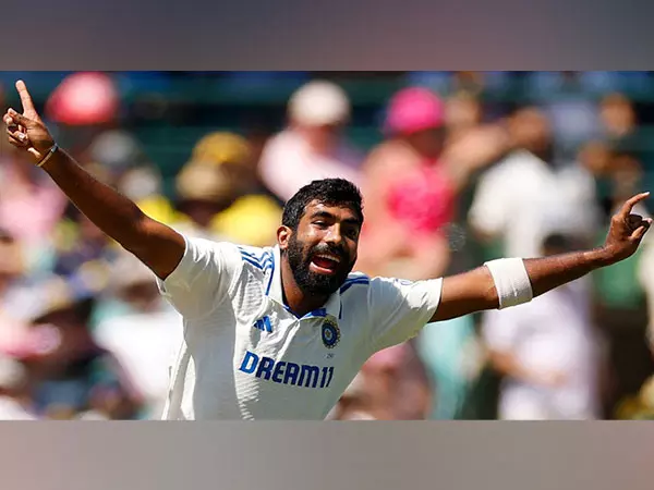 जसप्रीत बुमराह और Smriti Mandhana को विजडन के दुनिया के अग्रणी क्रिकेटरों में नामित किया गया जसप्रीत बुमराह और Smriti Mandhana को विजडन के दुनिया के अग्रणी क्रिकेटरों में नामित किया गया