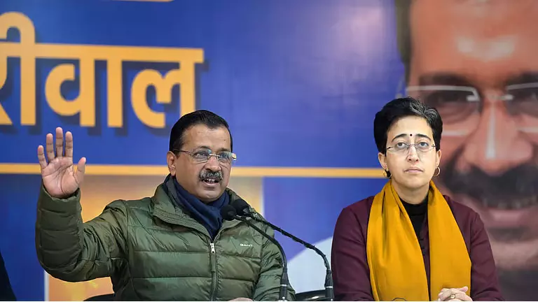 एमसीडी पर कब्जे को तैयार भाजपा, आप ने कहा- नहीं लड़ेंगे चुनाव एमसीडी पर कब्जे को तैयार भाजपा, आप ने कहा- नहीं लड़ेंगे चुनाव