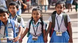 Jaipur जिला कलेक्टर ने भीषण गर्मी को देखते हुए विद्यालयों के समय में परिवर्तन किया Jaipur जिला कलेक्टर ने भीषण गर्मी को देखते हुए विद्यालयों के समय में परिवर्तन किया