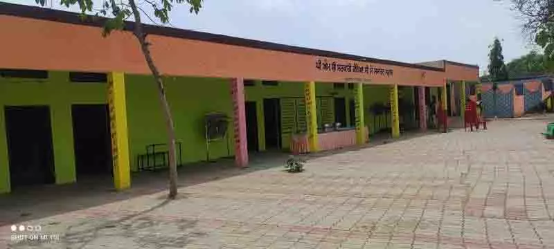 PM Shri School स्टाफ की कमी से जूझ रहा PM Shri School स्टाफ की कमी से जूझ रहा