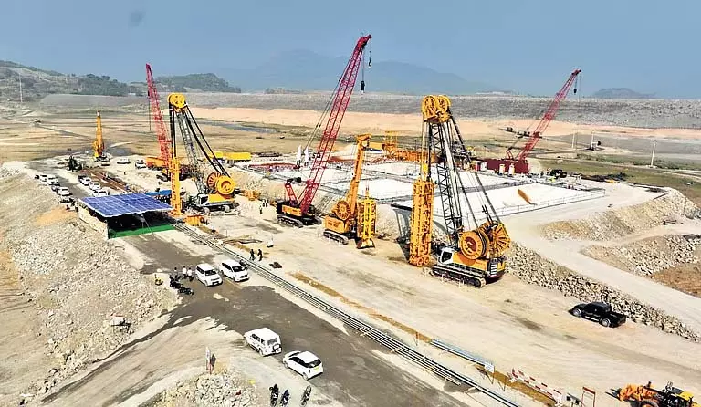 आंध्र ने पोलावरम कार्यों के लिए NECL को 93 करोड़ रुपये दिए आंध्र ने पोलावरम कार्यों के लिए NECL को 93 करोड़ रुपये दिए