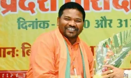 बीजेपी नेता ने सभी चर्च को बताया असंवैधानिक, तोड़ने की मांग कर दी बीजेपी नेता ने सभी चर्च को बताया असंवैधानिक, तोड़ने की मांग कर दी