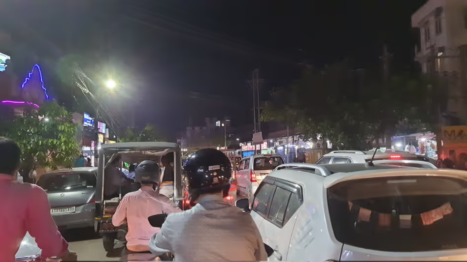 Guwahati : 23 अप्रैल से साइकिल फैक्ट्री के पास यातायात प्रतिबंध, प्रमुख मार्ग परिवर्तन की घोषणा Guwahati : 23 अप्रैल से साइकिल फैक्ट्री के पास यातायात प्रतिबंध, प्रमुख मार्ग परिवर्तन की घोषणा