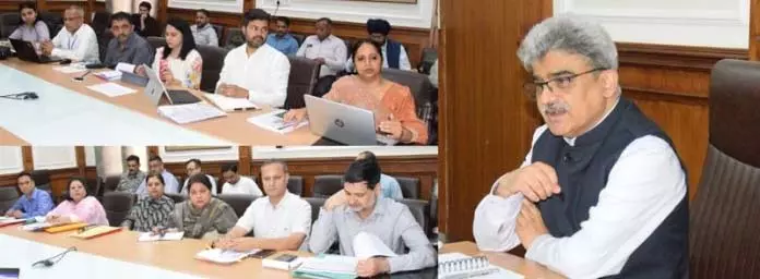 मुख्य सचिव ने J&K में प्रमुख शहरी विकास योजनाओं की समीक्षा की मुख्य सचिव ने J&K में प्रमुख शहरी विकास योजनाओं की समीक्षा की