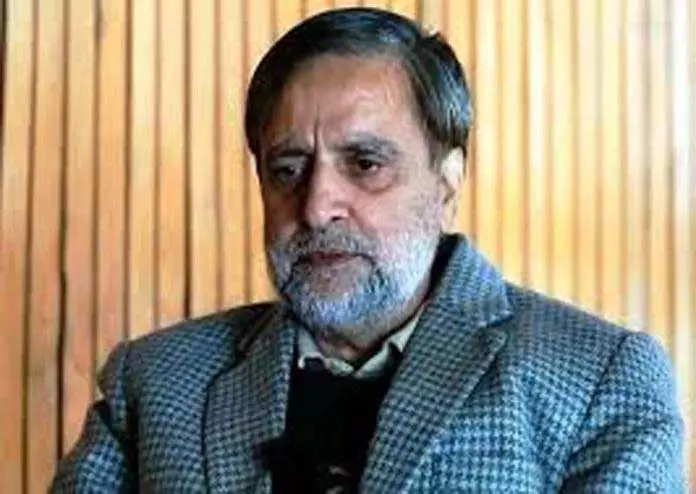Jammu: मियां अल्ताफ ने मौसम से प्रभावित पशुपालकों के लिए मुआवजे की मांग की Jammu: मियां अल्ताफ ने मौसम से प्रभावित पशुपालकों के लिए मुआवजे की मांग की
