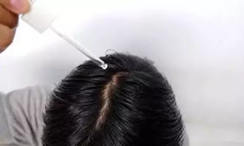 Hair Care: गर्मियों में घर पर बनाएं ये खास हेयर सीरम, रहेंगे प्राकृतिक रूप से स्वस्थ Hair Care: गर्मियों में घर पर बनाएं ये खास हेयर सीरम, रहेंगे प्राकृतिक रूप से स्वस्थ