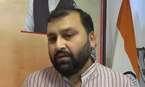 खादी और ग्रामोद्योग आयोग ने 2024-25 में 1.70 हजार करोड़ रुपए से अधिक का किया कारोबार : केवीआईसी अध्यक्ष मनोज कुमार खादी और ग्रामोद्योग आयोग ने 2024-25 में 1.70 हजार करोड़ रुपए से अधिक का किया कारोबार : केवीआईसी अध्यक्ष मनोज कुमार