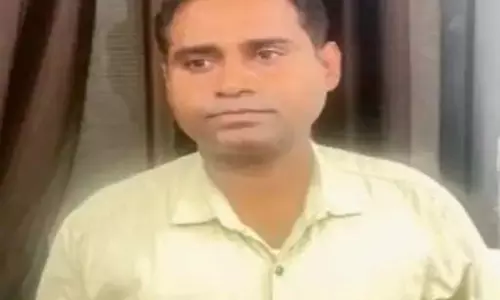 रायपुर में बिजली विभाग का अधिकारी गिरफ्तार
