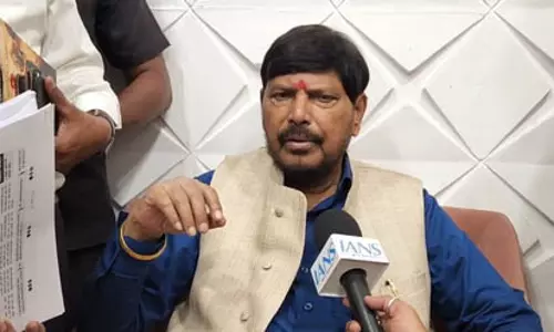 राहुल गांधी का बयान महाराष्ट्र की जनता का अपमान : रामदास आठवले राहुल गांधी का बयान महाराष्ट्र की जनता का अपमान : रामदास आठवले