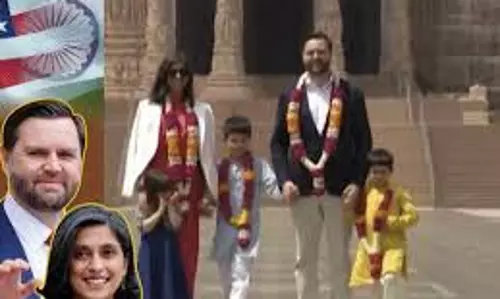 अमेरिकी उपराष्ट्रपति जेडी वेंस परिवार के साथ जयपुर के आमेर किले पहुंचे