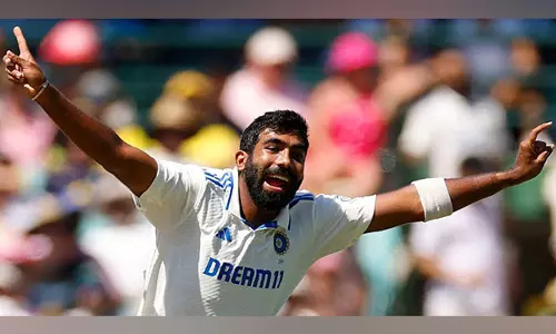 जसप्रीत बुमराह और Smriti Mandhana को विजडन के दुनिया के अग्रणी क्रिकेटरों में नामित किया गया जसप्रीत बुमराह और Smriti Mandhana को विजडन के दुनिया के अग्रणी क्रिकेटरों में नामित किया गया
