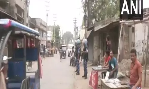 कड़ी सुरक्षा के बीच हिंसा प्रभावित Murshidabad में सामान्य स्थिति बहाल