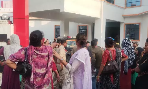 Jaunpur: किन्नर अंजली की मौत पर गैंगरेप और हत्या का आरोप, छह लोगों पर FIR