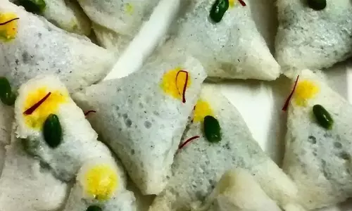 Bread Malai Gilori: मुंह में रखते ही पिघल जाती है ये मिठाई