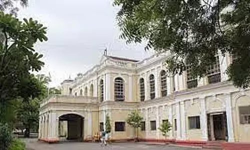 होल्कर कॉलेज, वैष्णव पॉलिटेक्निक सहित 6 भवनों का होगा पुनर्निर्माण होल्कर कॉलेज, वैष्णव पॉलिटेक्निक सहित 6 भवनों का होगा पुनर्निर्माण