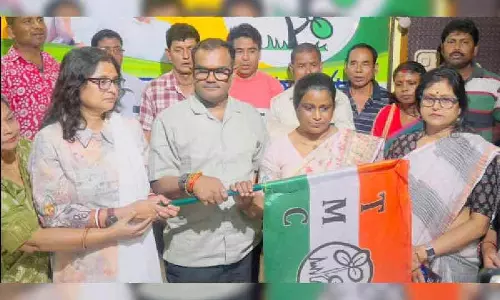 कूचबिहार भाजपा की महिला नेता भगवा विरोध रैली से TMC में शामिल हुईं