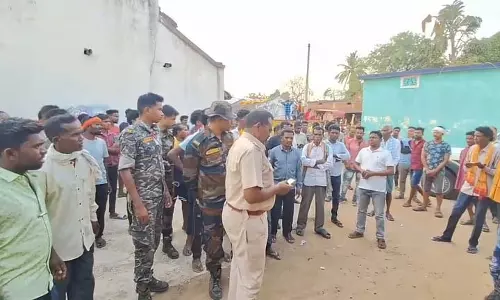 Odisha: महिला का शव बक्से में बंद मिला, पति फरार