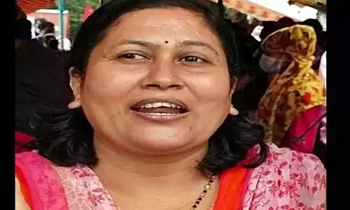 Nepal के शिक्षा मंत्री ने प्रधानमंत्री ओली के साथ बढ़ते मतभेदों और शिक्षकों की लंबित मांगों के बीच इस्तीफा दिया Nepal के शिक्षा मंत्री ने प्रधानमंत्री ओली के साथ बढ़ते मतभेदों और शिक्षकों की लंबित मांगों के बीच इस्तीफा दिया