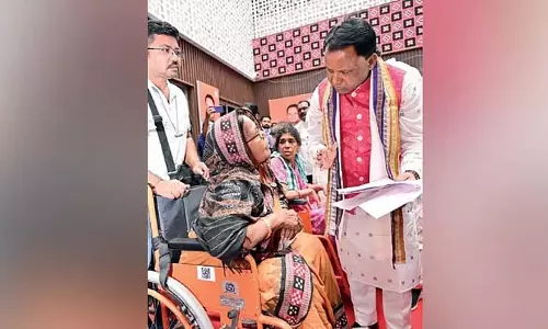 CM मोहन माझी ने पहली क्षेत्रीय जन सुनानी के लिए संबलपुर में अपना आधार स्थानान्तरित किया
