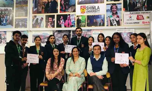 रचनात्मक अभिव्यक्ति से Public Relations Day की शुरुआत