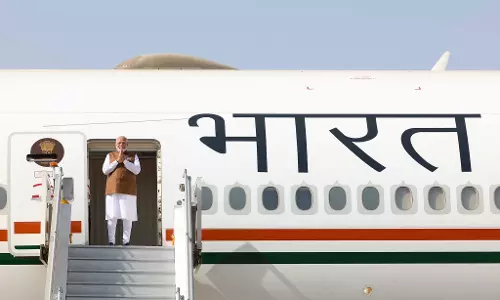 सऊदी अरब, प्रधानमंत्री नरेंद्र मोदी का स्वागत 21 तोपों की सलामी के साथ किया गया सऊदी अरब, प्रधानमंत्री नरेंद्र मोदी का स्वागत 21 तोपों की सलामी के साथ किया गया